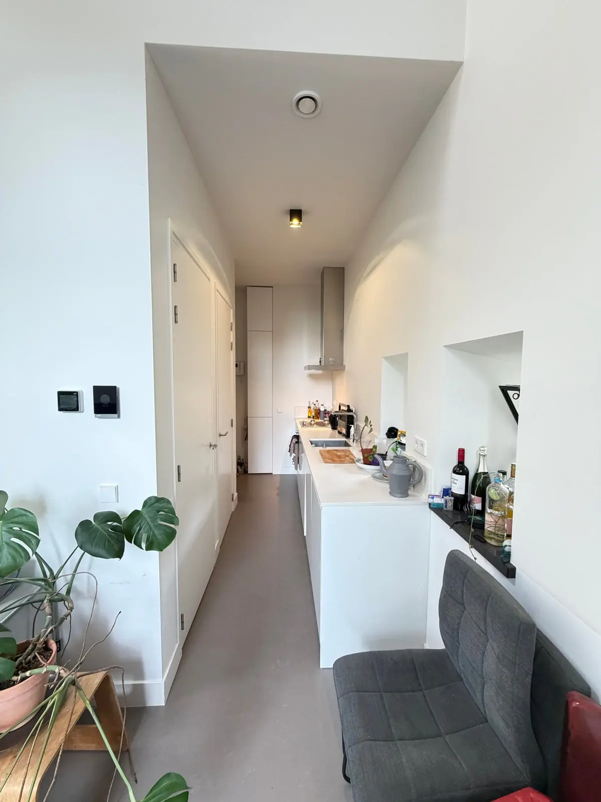 Image 4 of 14