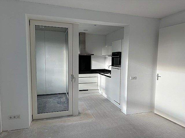 Bild 3 von 8