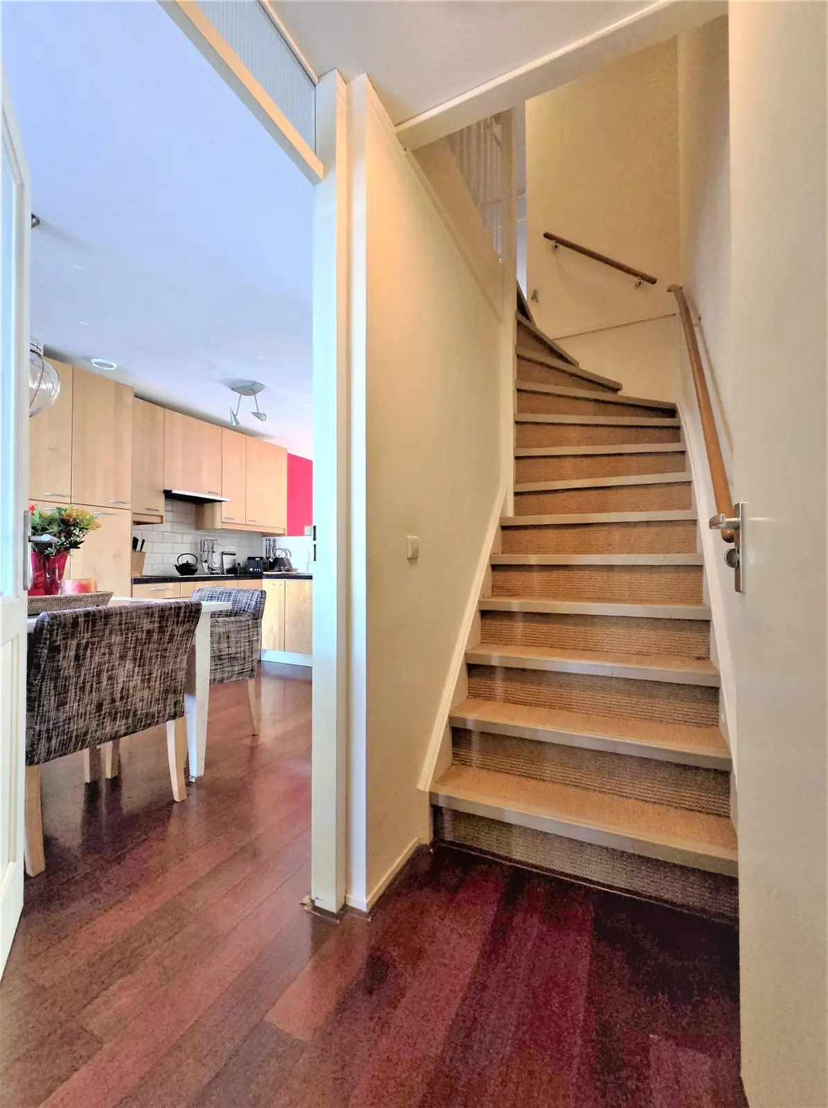 Image 19 of 37