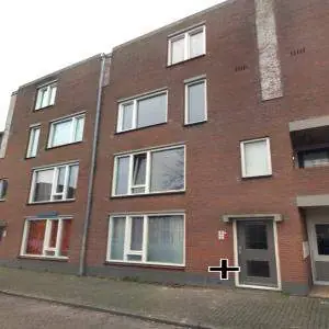 2-kamer jeugdflat Nieuwendoorngracht 7, Hoorn