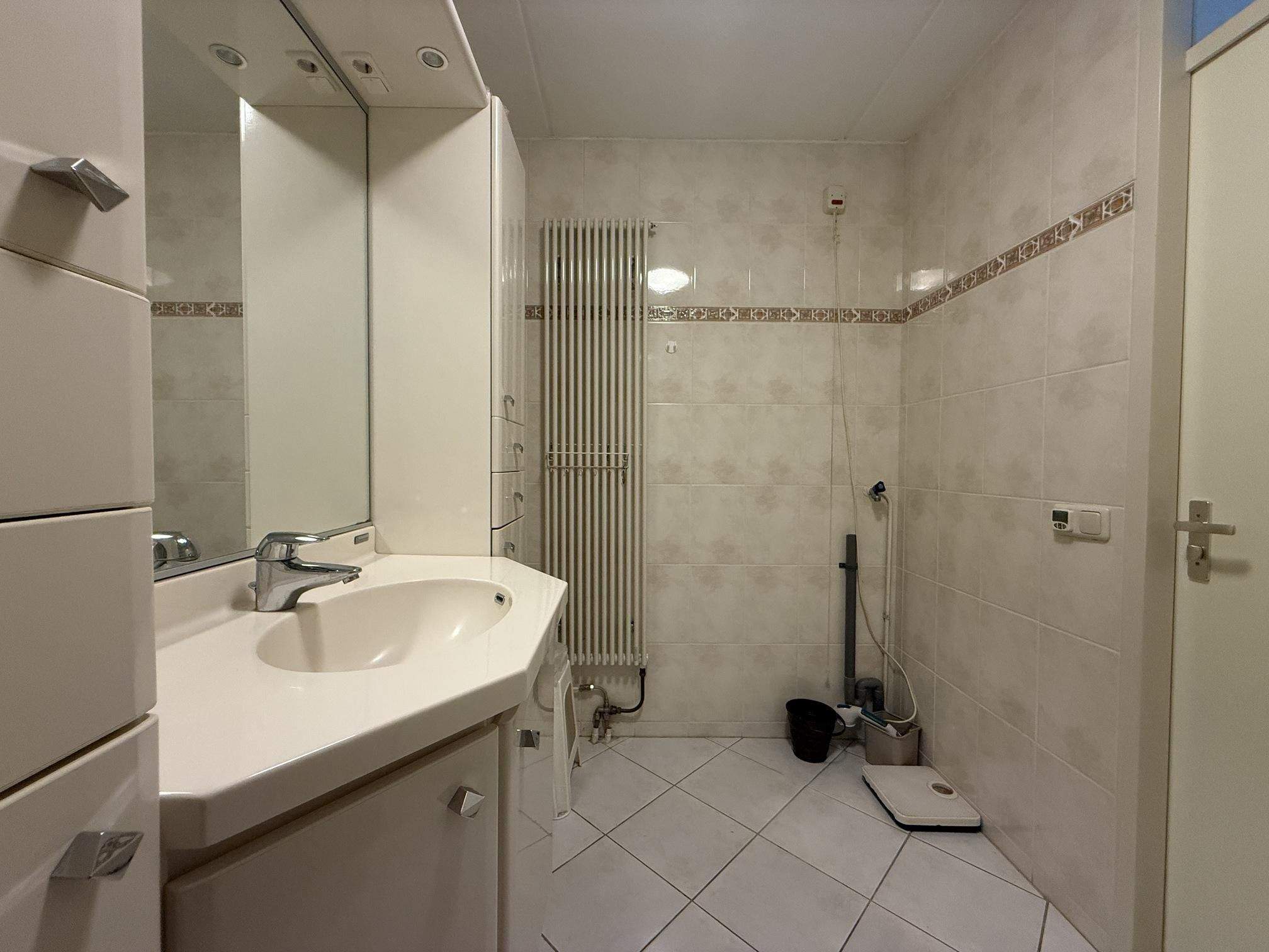 Image 12 of 22