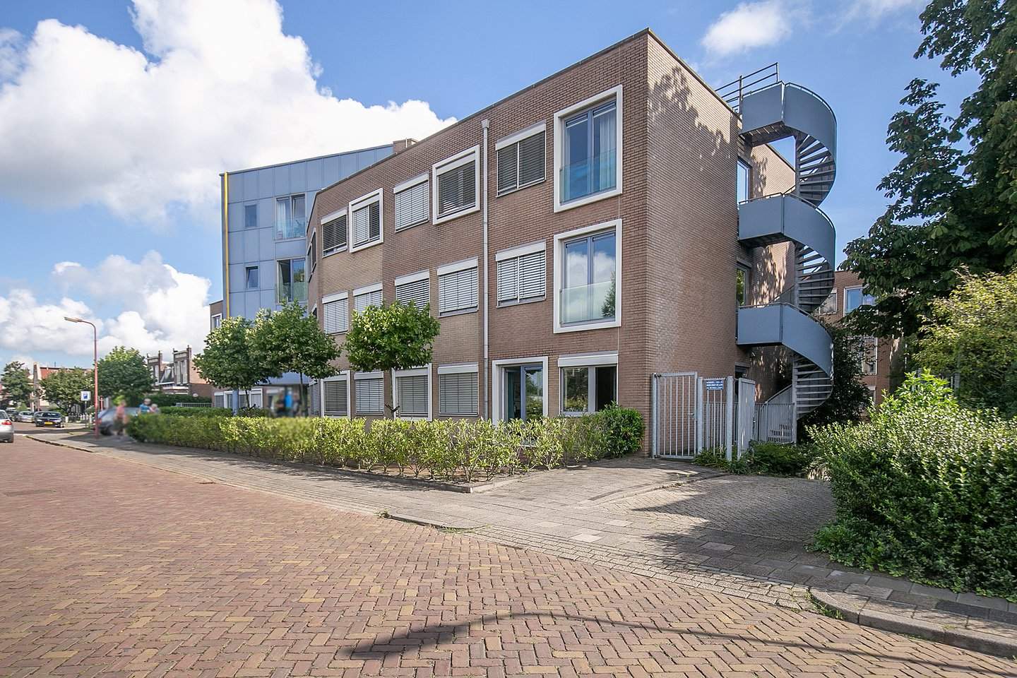 Afbeelding 1 van 12
