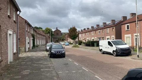 Eengezinswoning Professor Aalbersestraat 36, Roosendaal - Te Huur