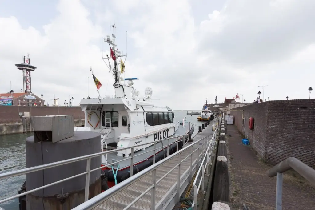 Afbeelding 16 van 17