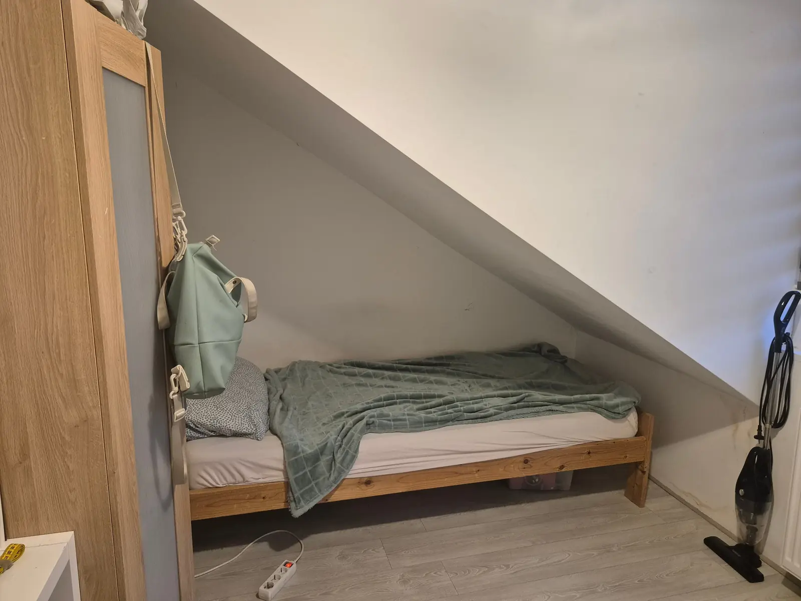 Image 3 of 10
