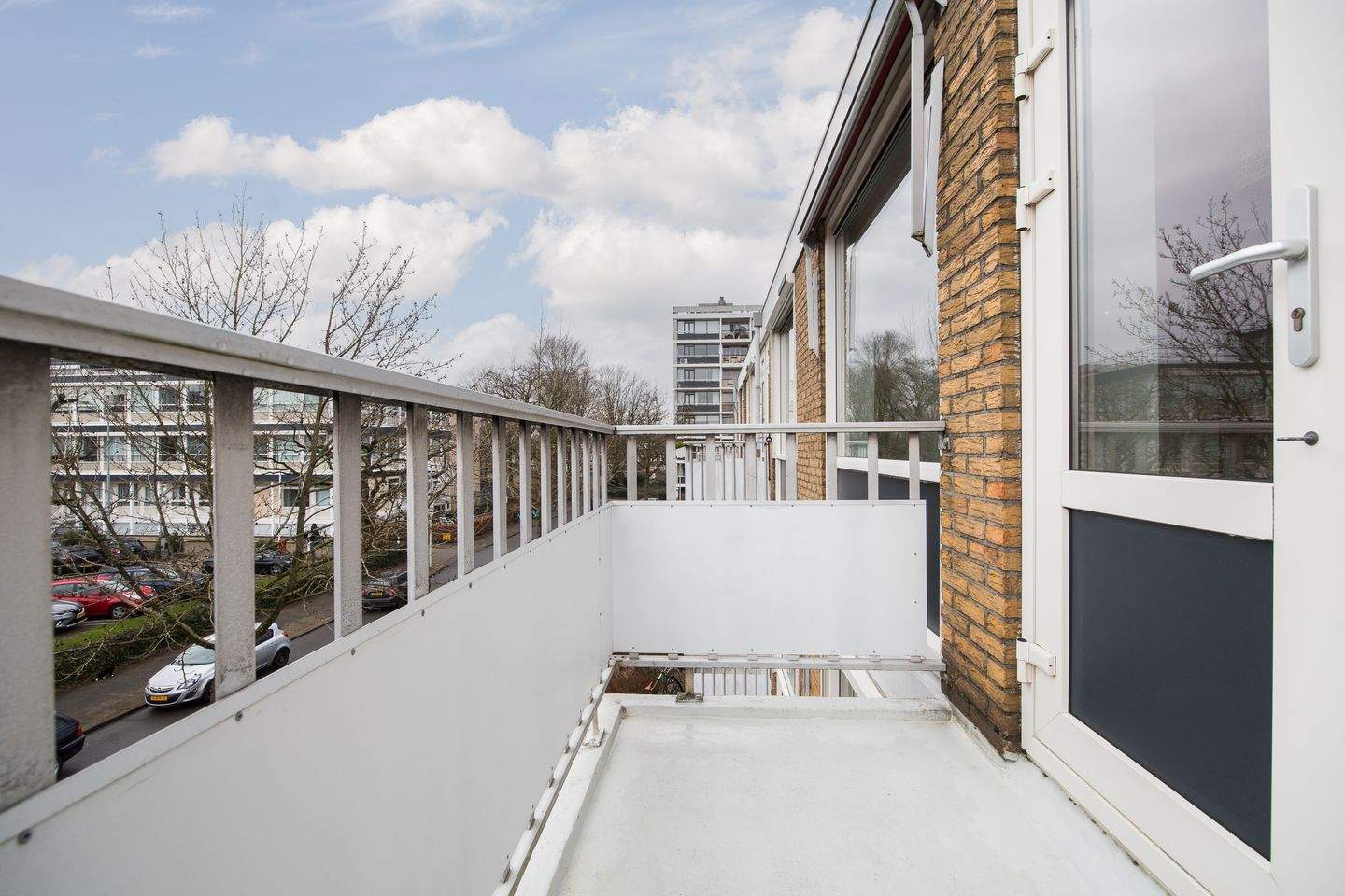 Image 20 of 27