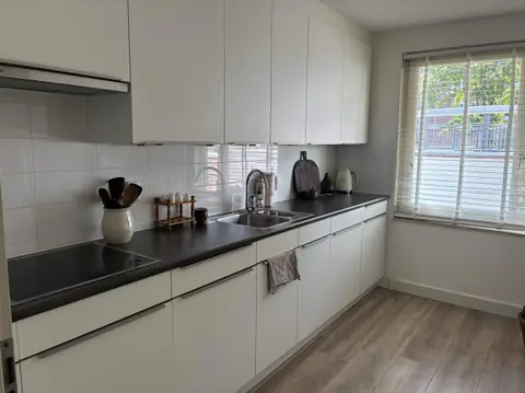 Appartement Rentmeesterstraat 5, Almere - À Louer