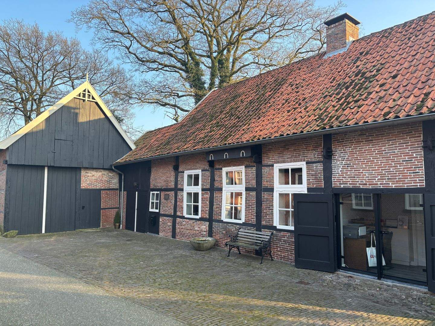 Afbeelding 1 van 12