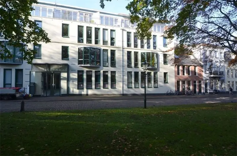 Image 17 of 19