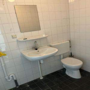Image 5 of 5