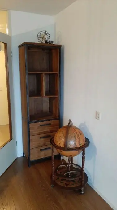 Image 7 of 21