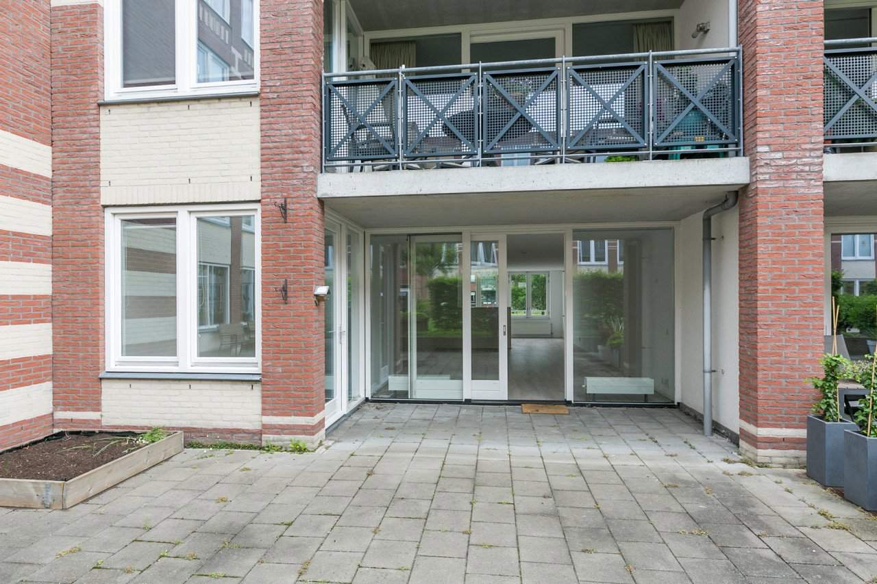 Afbeelding 2 van 24