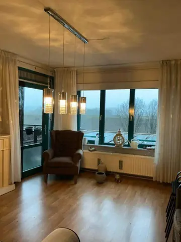 Apartamento de 3 habitaciones con ascensor, Persijnlaan, Purmerend