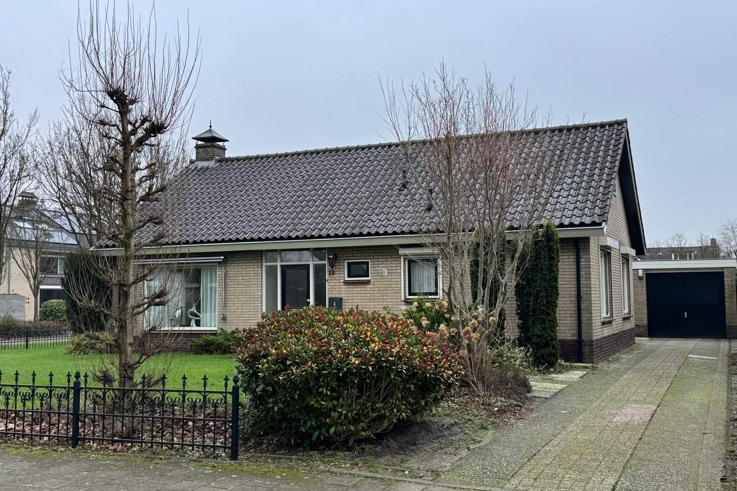 Afbeelding 1 van 12
