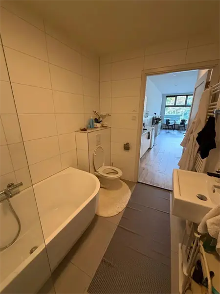 Image 11 of 11