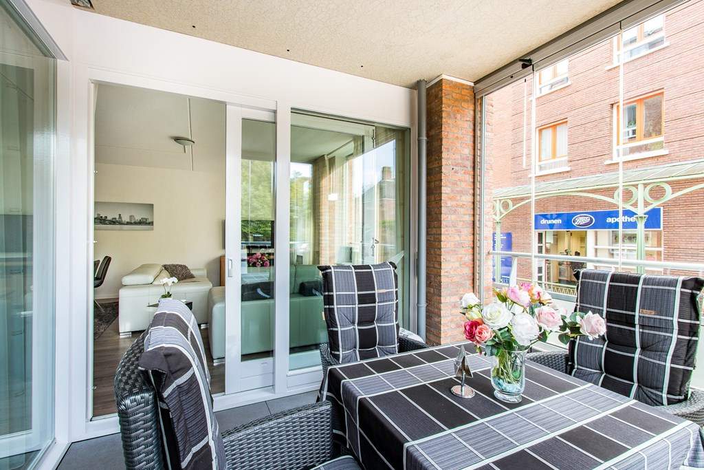 Image 15 of 22