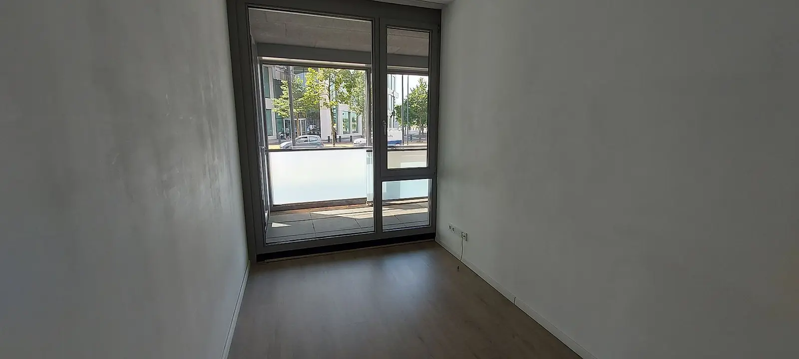Image 7 of 8