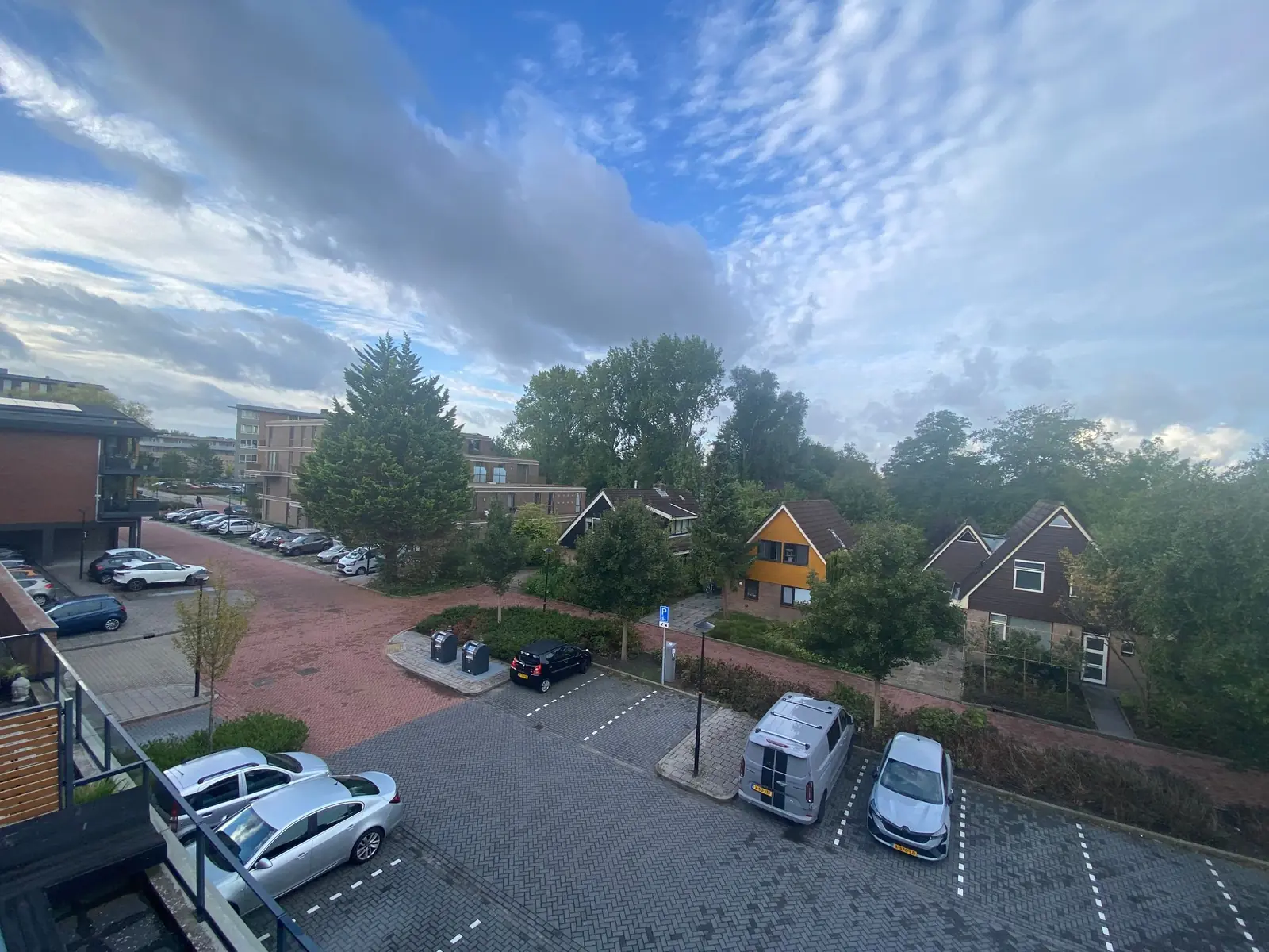 Image 24 of 27