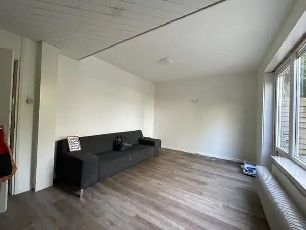 Image 6 of 10