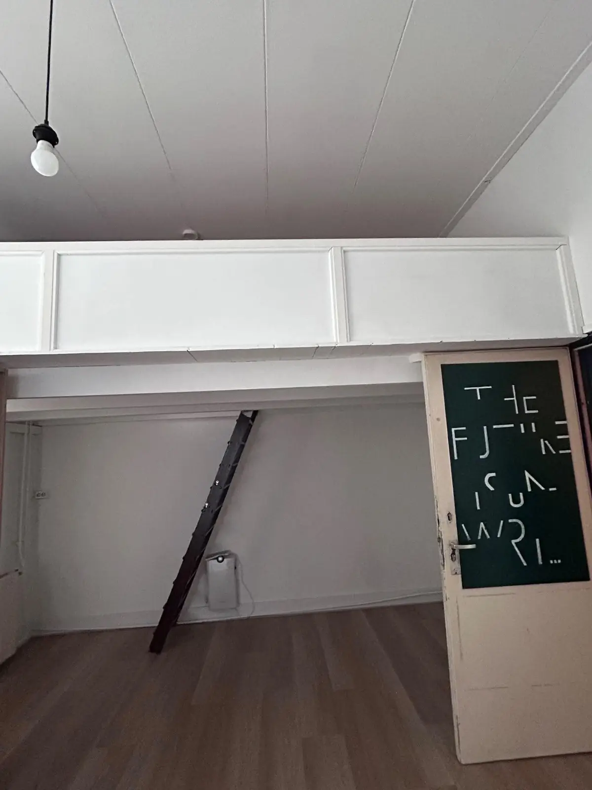Image 3 of 5