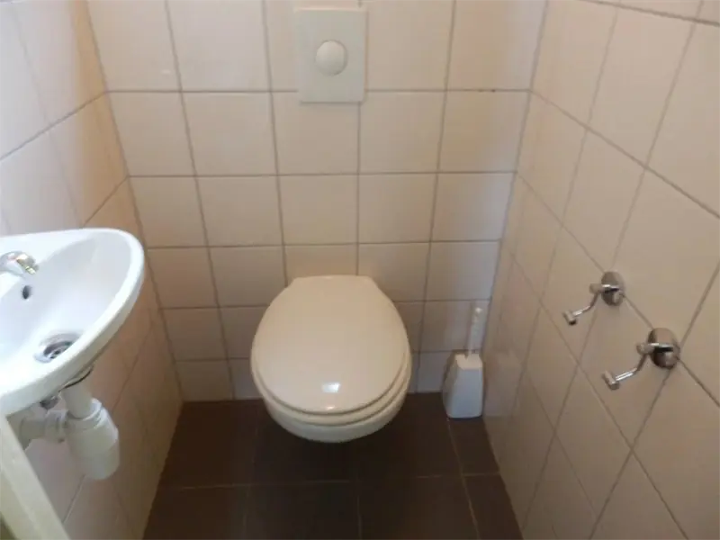 Image 7 of 10