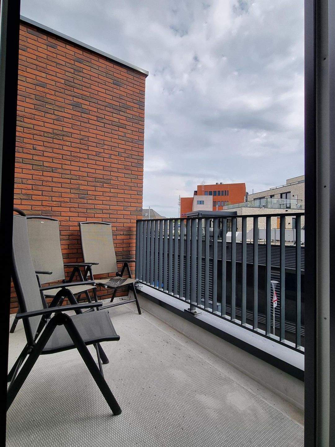 Image 8 of 9
