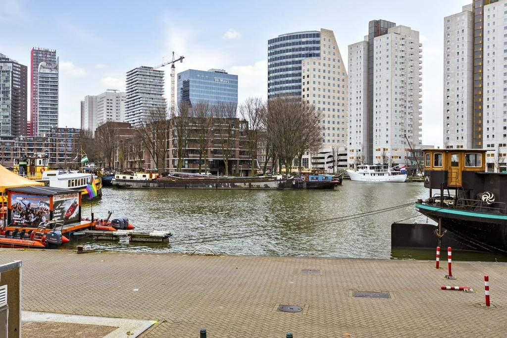 Image 21 of 27