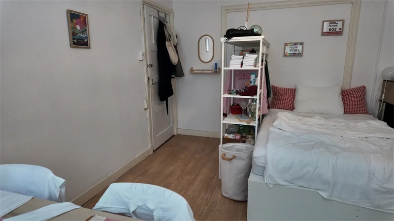 Bild 4 von 10