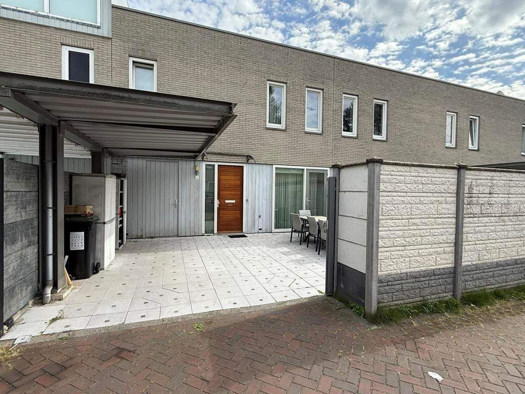 Image 1 of 25