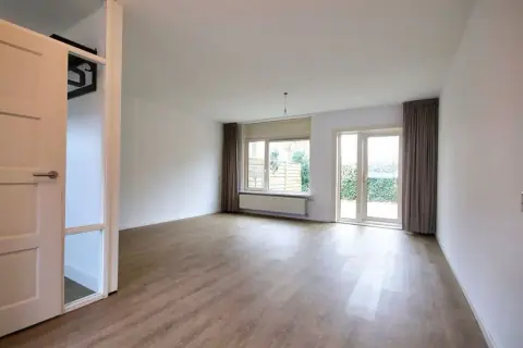 Tussenwoning Middelburgsingel 54, Arnhem - Te Huur