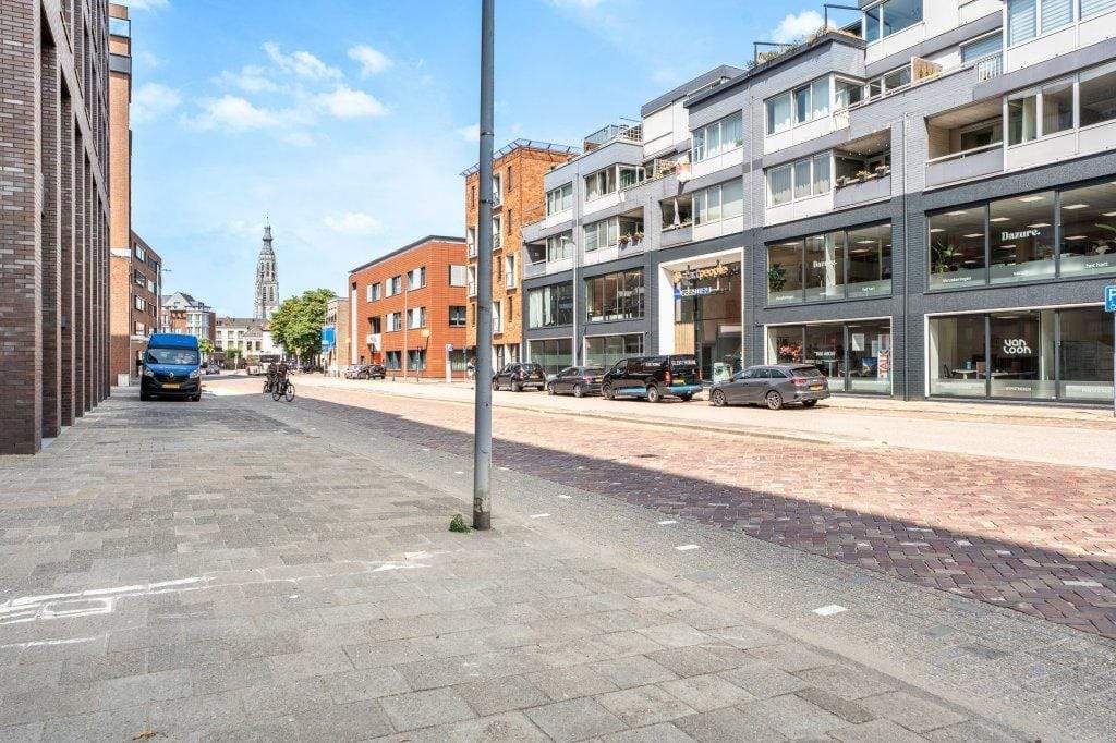 Image 22 of 24