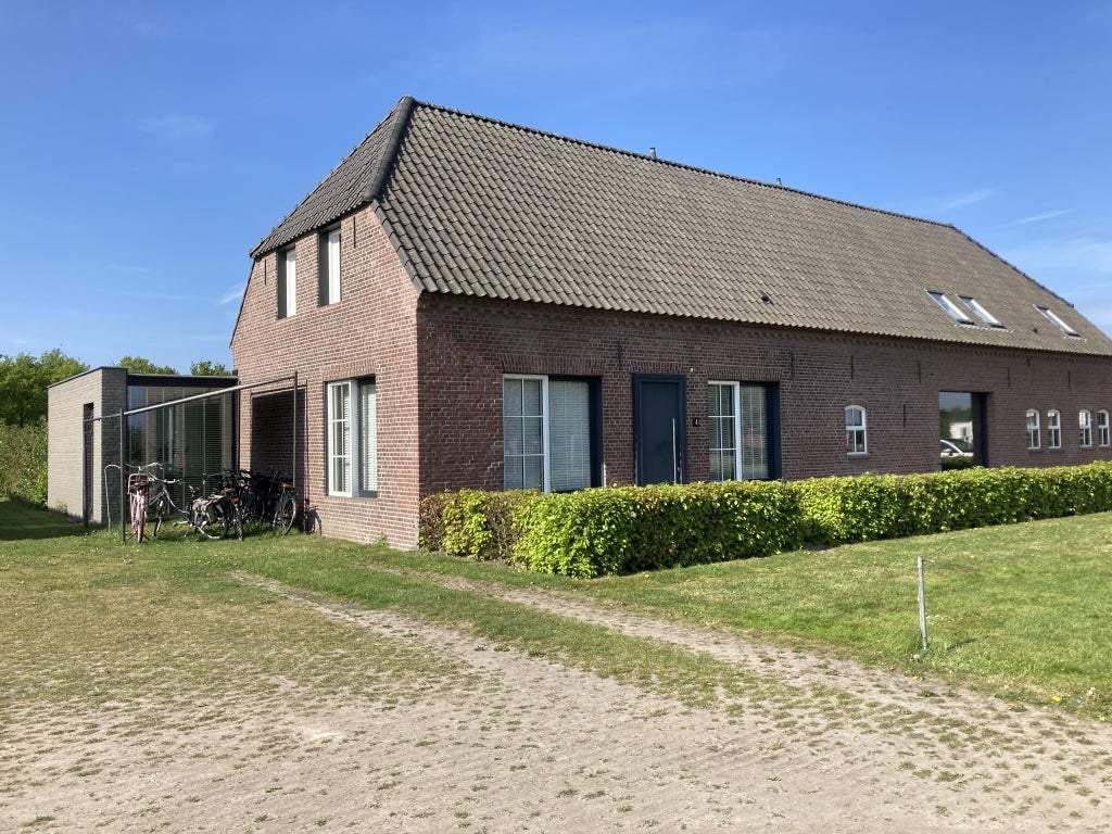 Bild 2 von 48