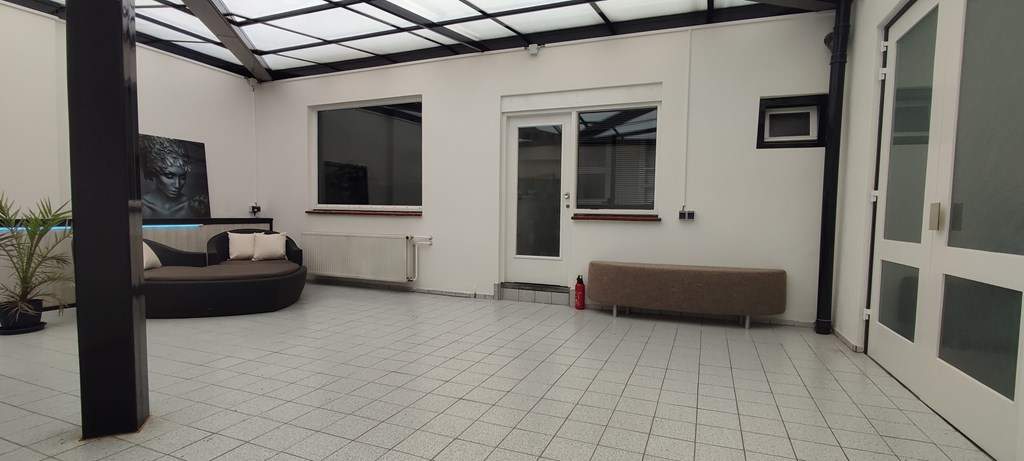Image 15 of 29