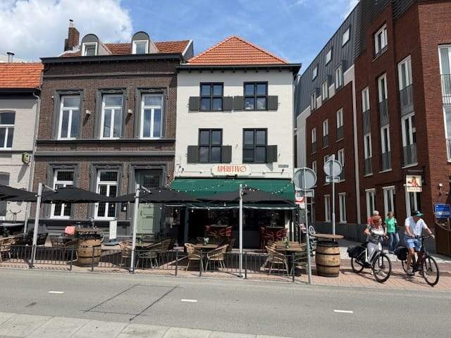 Afbeelding 1 van 12