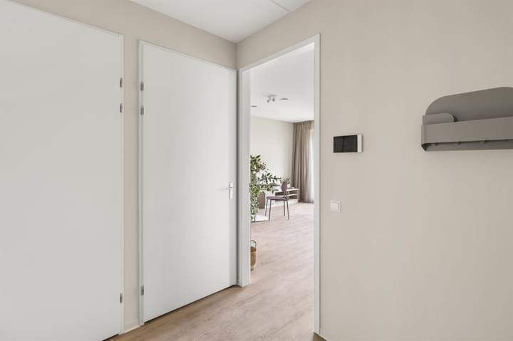 Bild 6 von 33