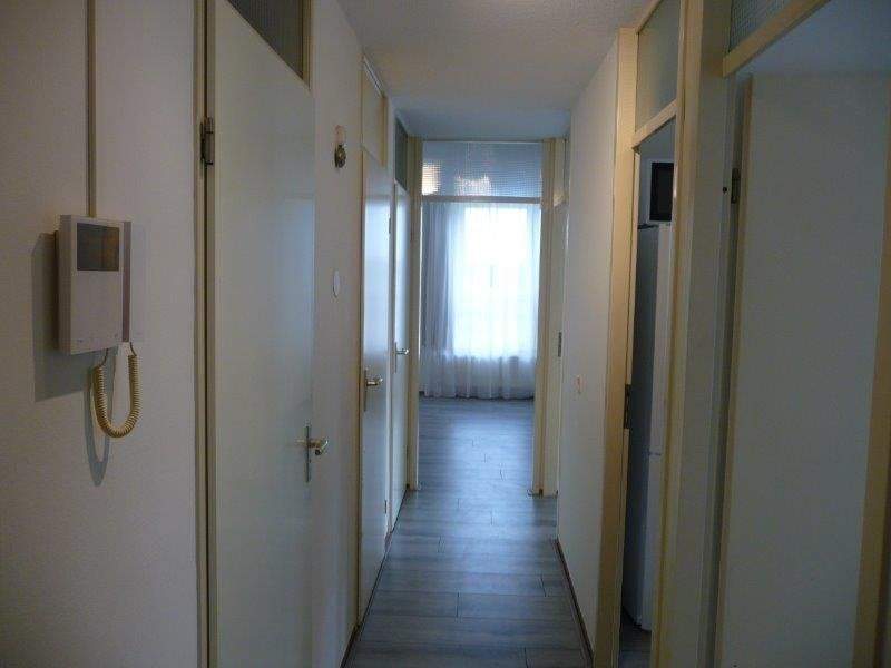 Image 2 of 21