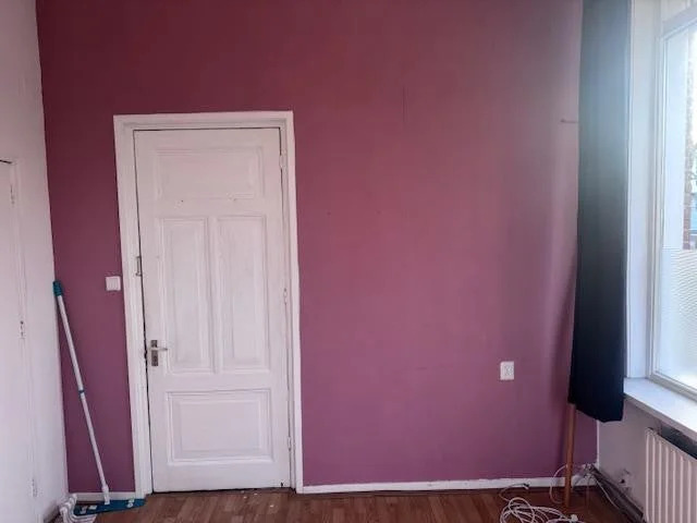 Image 2 of 3