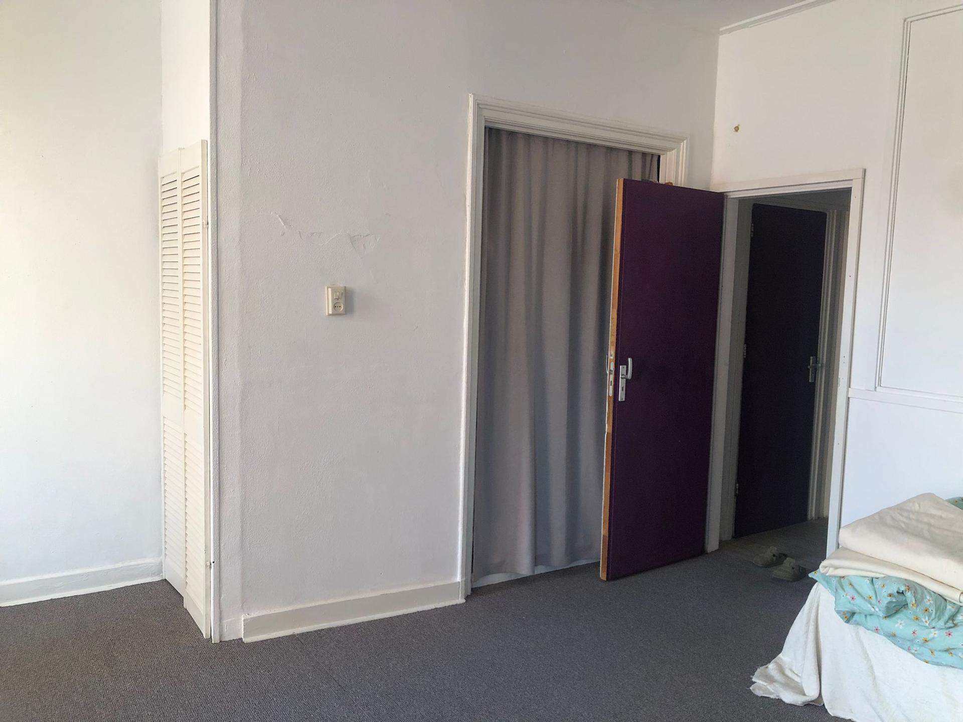 Bild 1 von 9