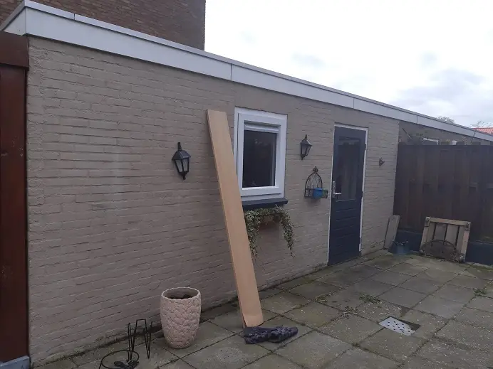 Image 10 of 18
