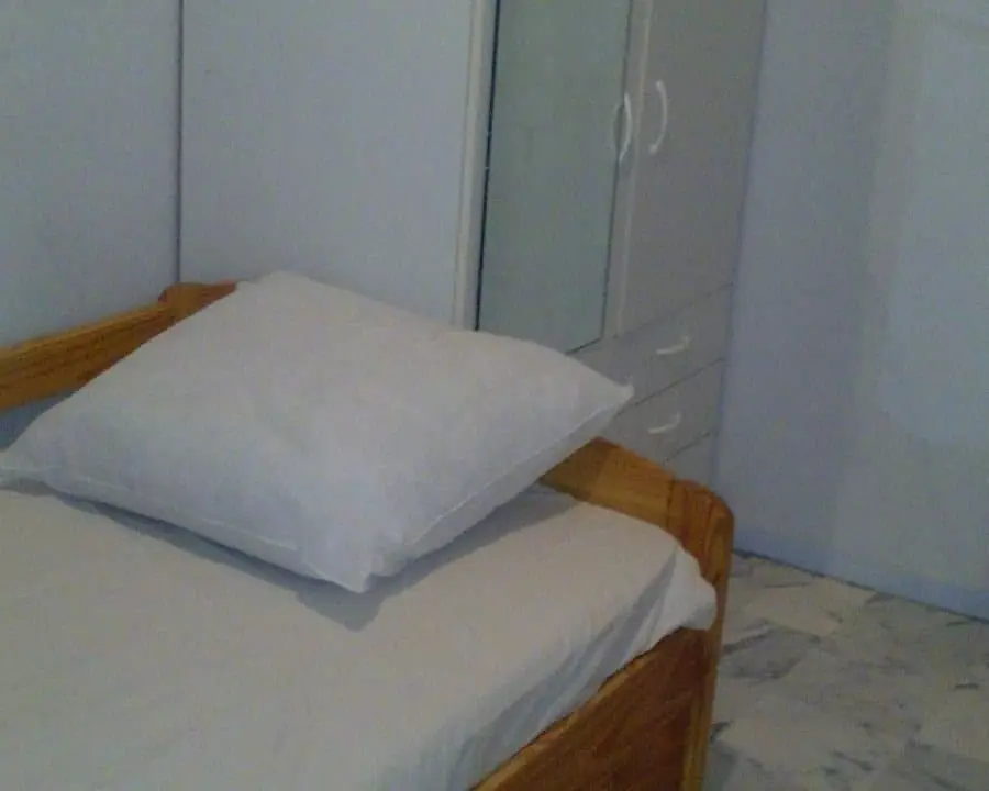 Image 1 sur 2