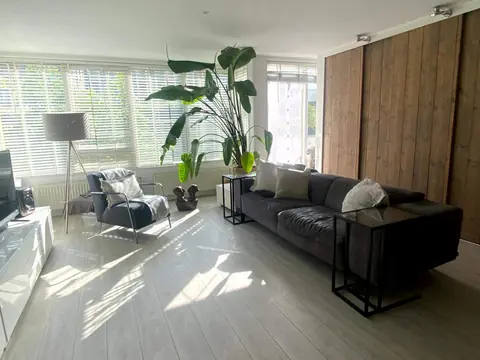 Furnished Room Bart de Ligtstraat, Amsterdam - For Rent