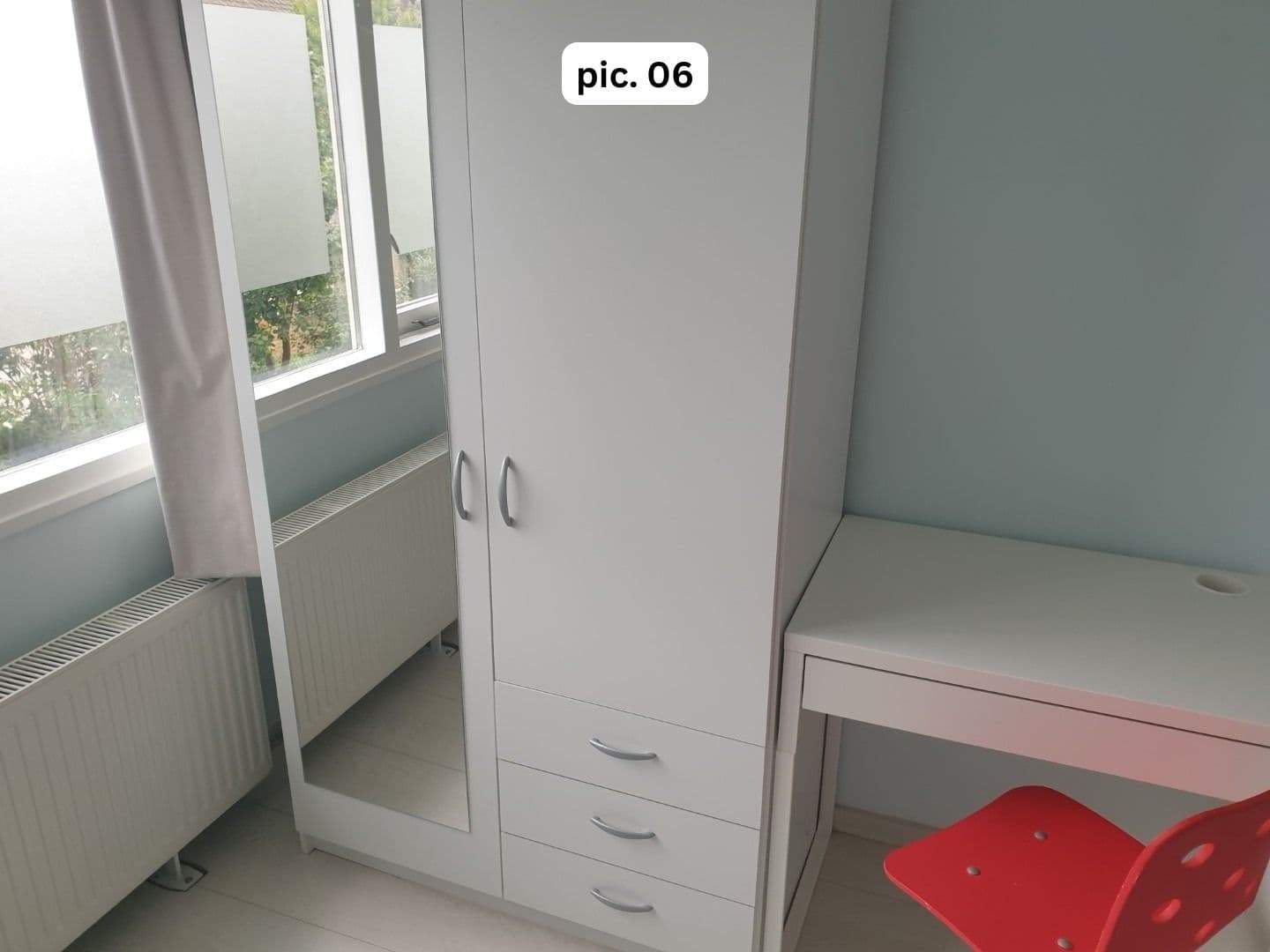 Image 6 of 9