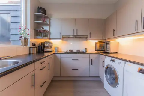 Appartement Hoogstraat, Montfoort - 3 Chambres avec Terrasse sur le Toit