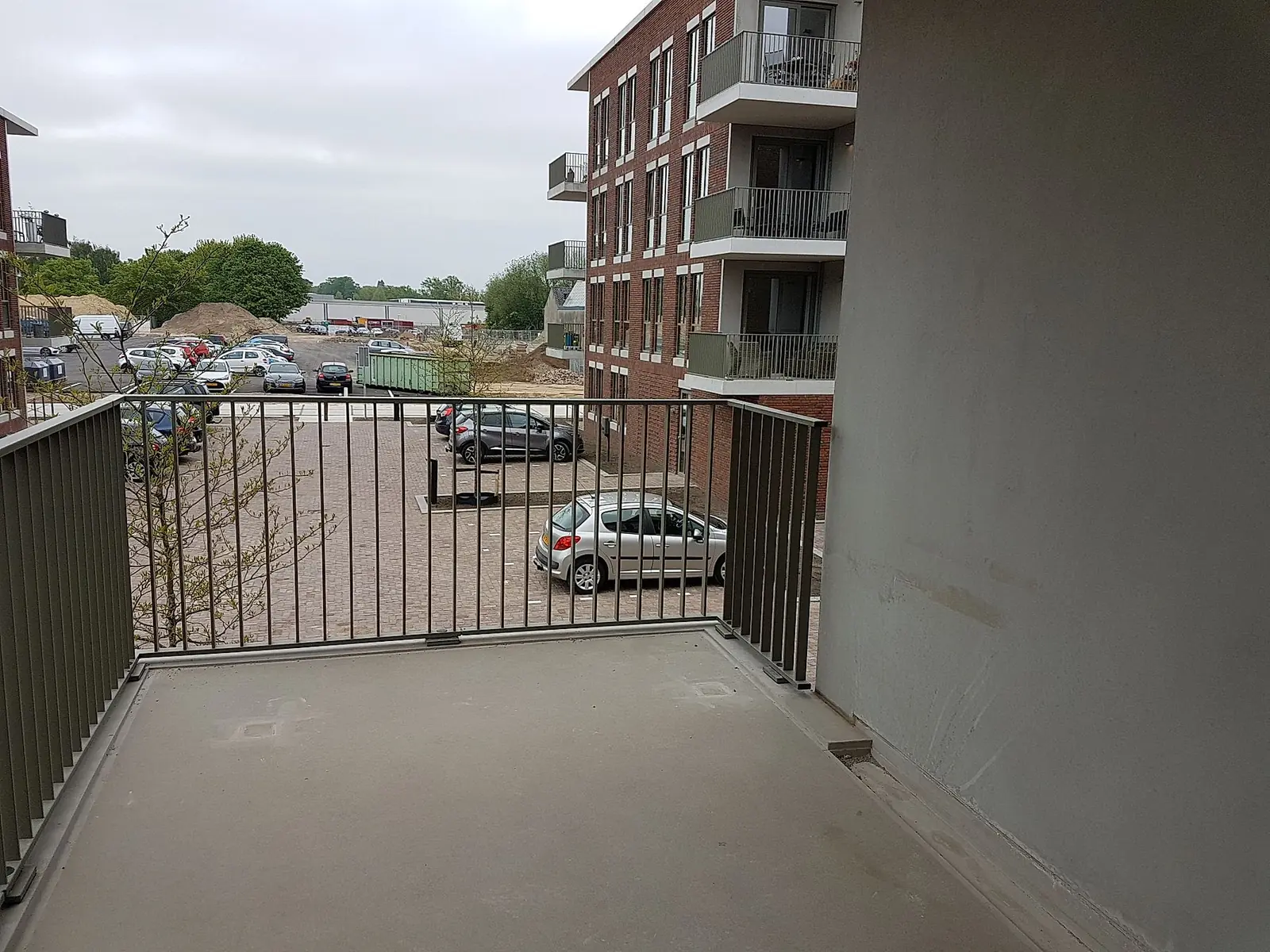 Image 8 of 8