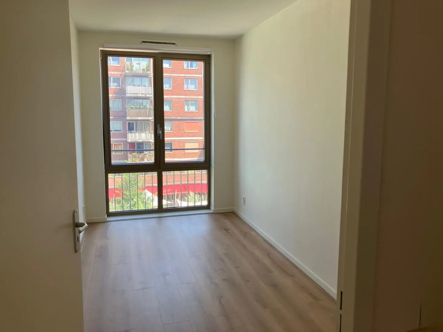 Image 20 of 30