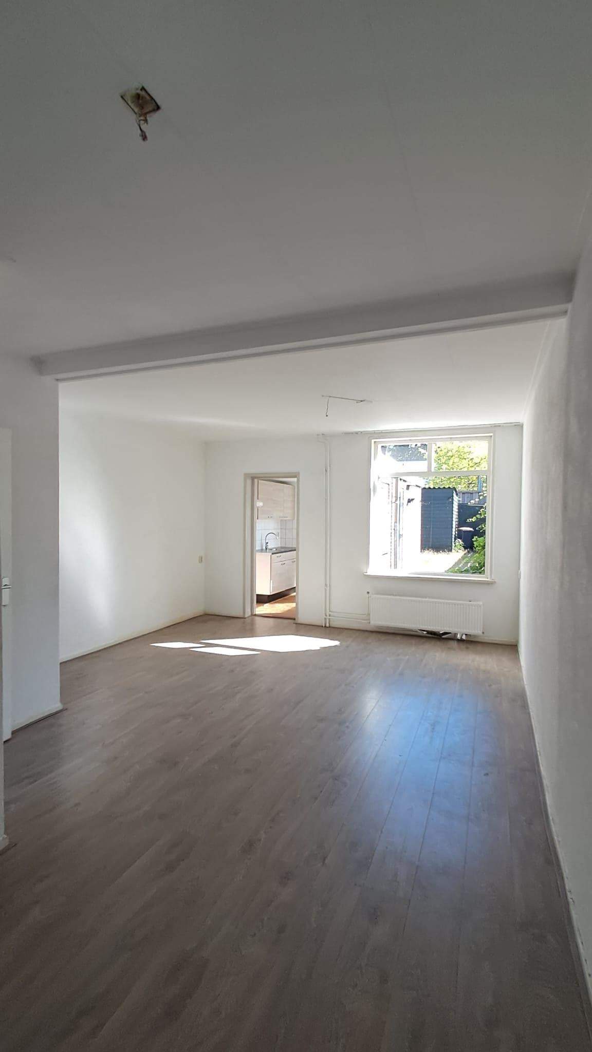 Bild 1 von 8