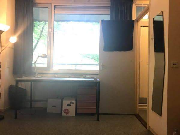 Image 2 of 3