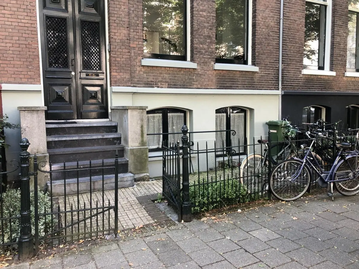 Image 2 of 23