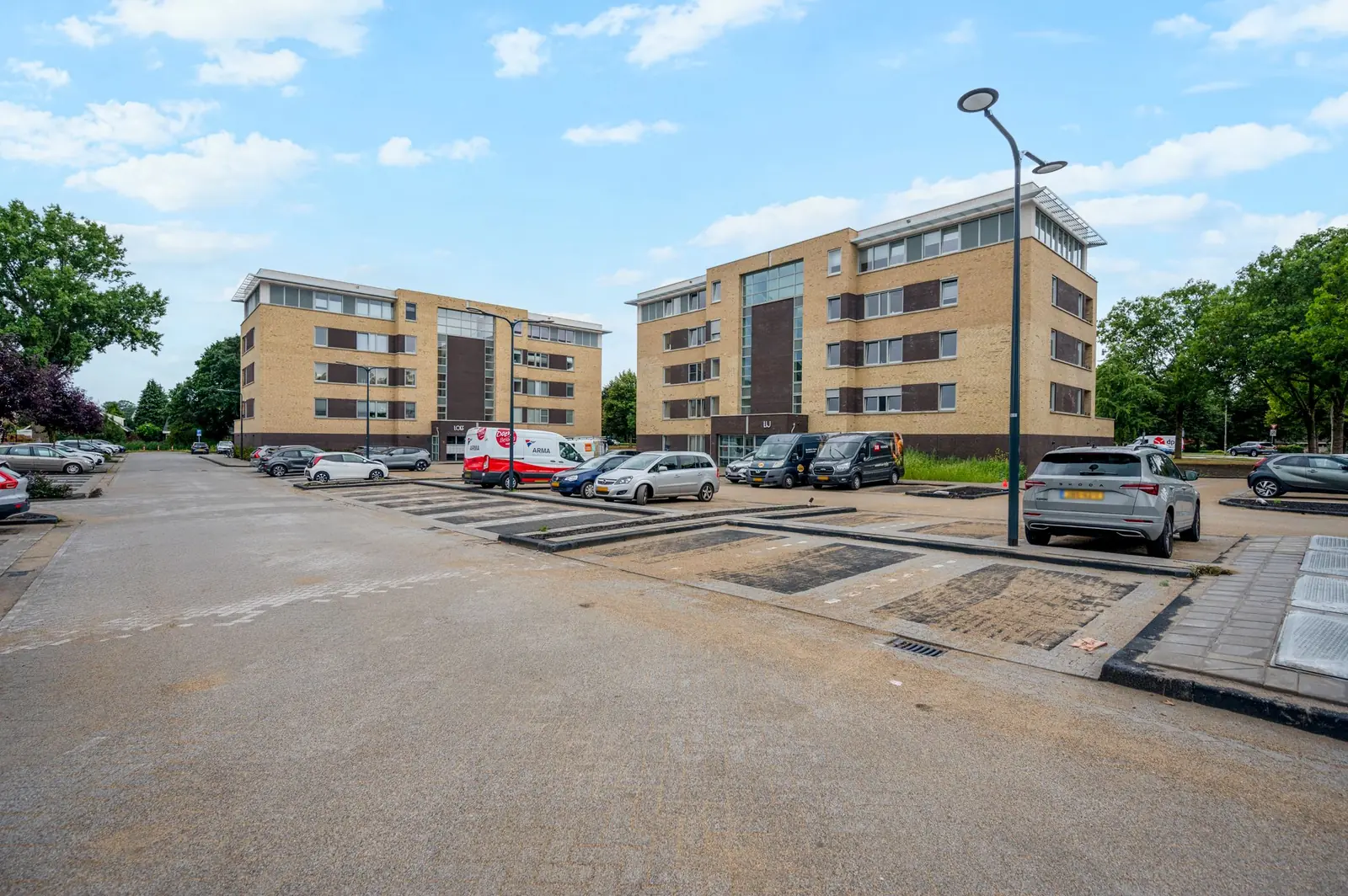 Image 27 of 27