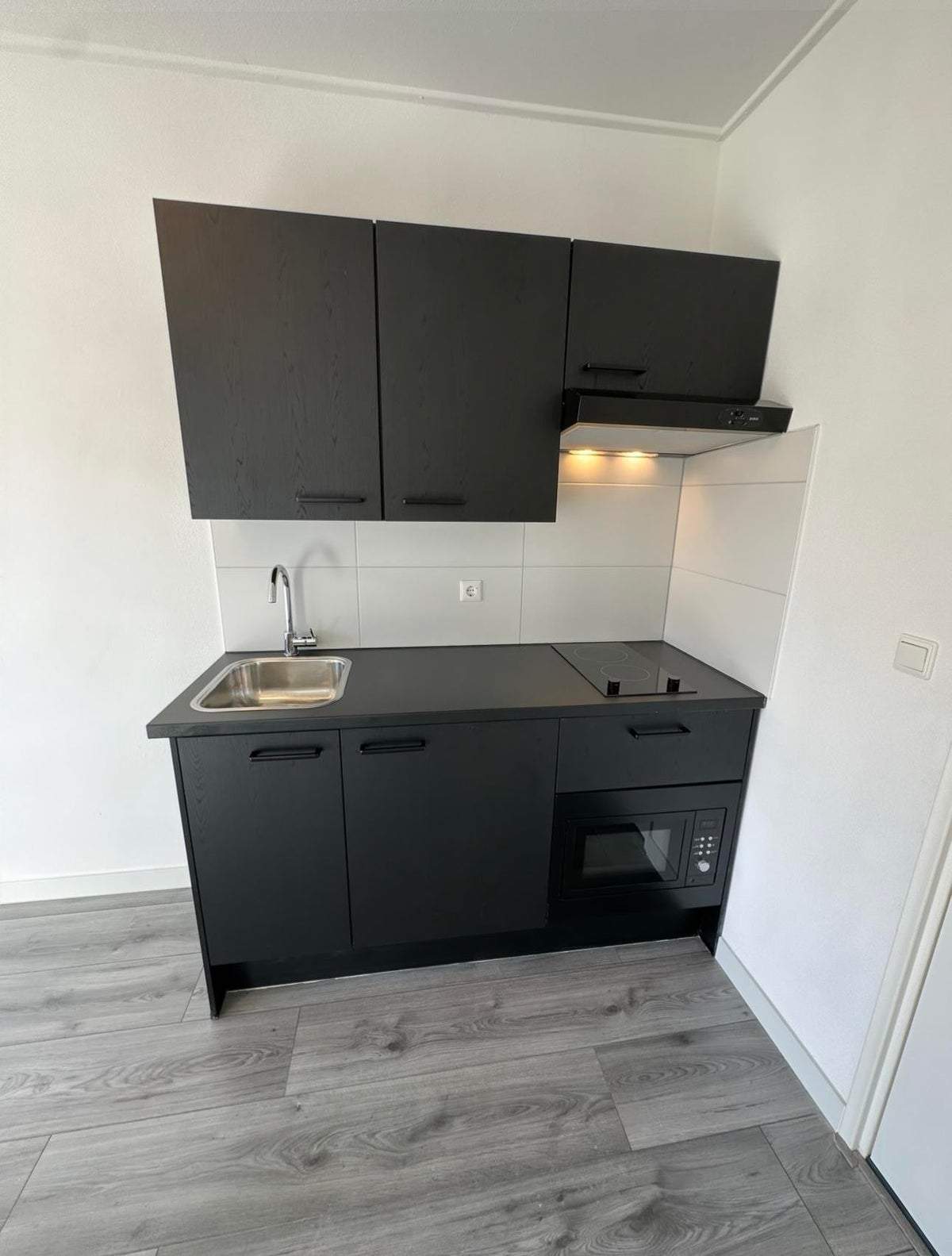 Image 1 of 10